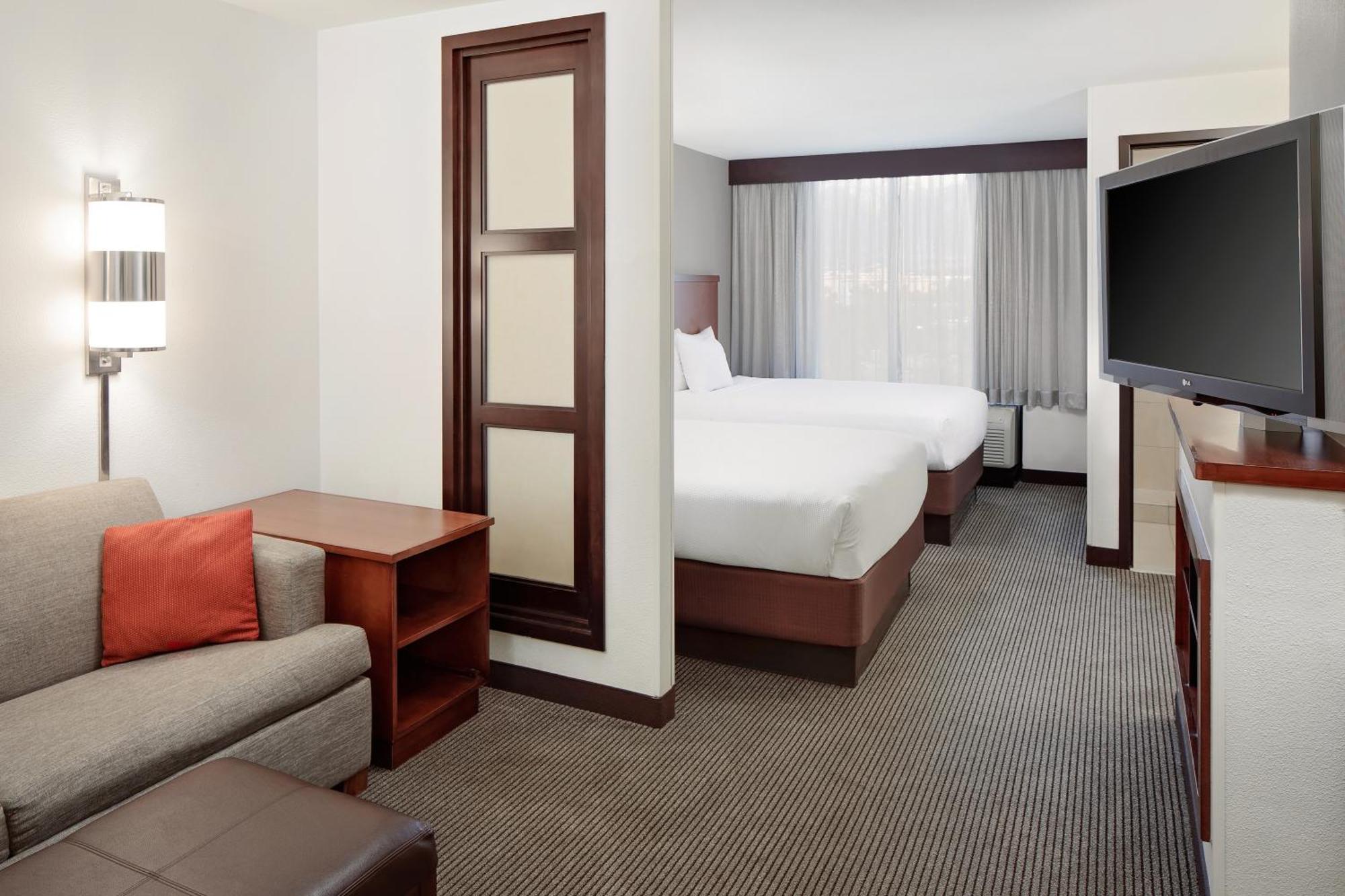 Hyatt Place Ontario/Rancho Cucamonga Værelse billede