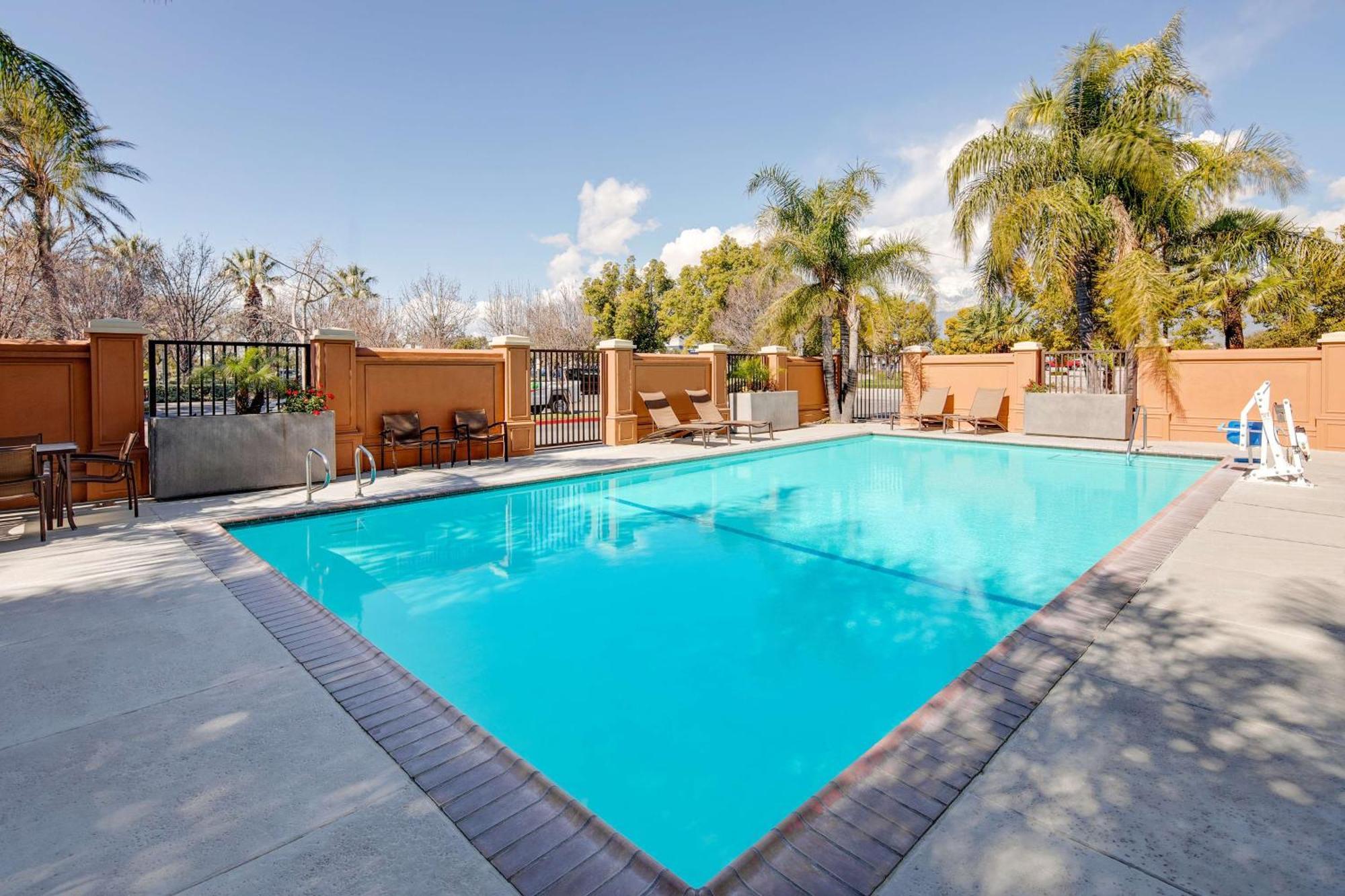 Hyatt Place Ontario/Rancho Cucamonga Eksteriør billede